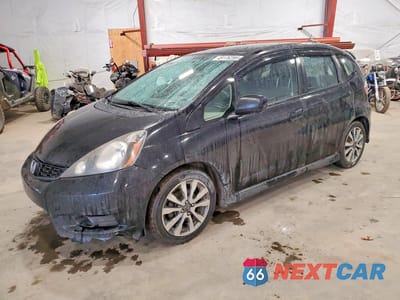 2013 HONDA FIT SPORT JHMGE8H51DC069846 - główne zdjęcie licytacji z USA - miniatura