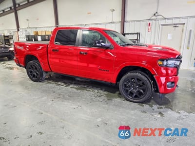 Czwarte zdjęcie samochodu z boku: 2025 RAM 1500 LARAMIE VIN:1C6SRFJP2SN637787 - miniatura