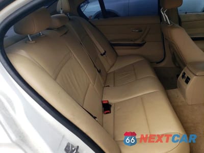Zdjęcie 10 z 12 samochodu: 2010 BMW 328 I SULEV VIN:WBAPH5G51ANM36671 - miniatura