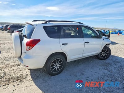 Trzecie zdjęcie samochodu z tyłu: 2007 TOYOTA RAV4 BASE VIN:JTMBD33V175099141 - miniatura
