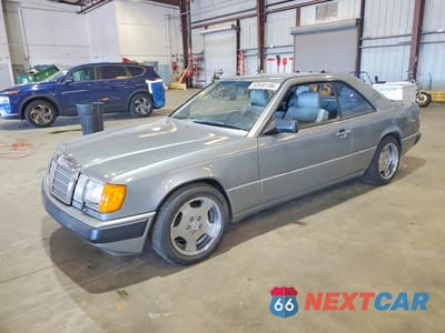 1988 MERCEDES-BENZ 300 CE WDBEA50D8JA703536 - główne zdjęcie licytacji z USA - miniatura