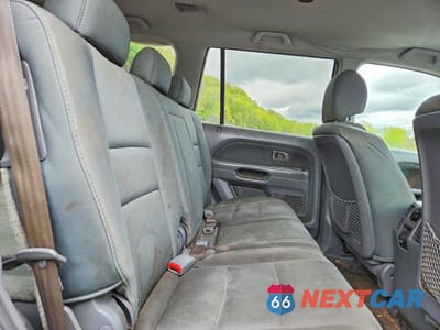 Zdjęcie 11 z 13 samochodu: 2008 HONDA PILOT VP VIN:5FNYF182X8B055954 - miniatura