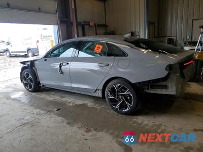 Drugie zdjęcie samochodu z przodu: 2025 KIA K5 GT LINE VIN:KNAG64J71S5355116 - miniatura