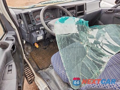 Zdjęcie 8 z 12 samochodu: 2023 ISUZU NPR HD BOX TRUCK VIN:54DC4W1D8PS201399 - miniatura