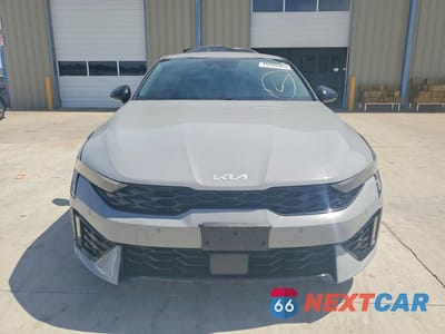 Piąte zdjęcie samochodu w środku: 2025 KIA K5 GT-LINE VIN:KNAG64J75S5296507 - miniatura