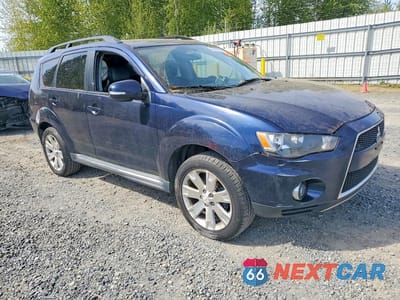 Czwarte zdjęcie samochodu z boku: 2011 MITSUBISHI OUTLANDER SE VIN:JA4AS3AW9BU031482 - miniatura