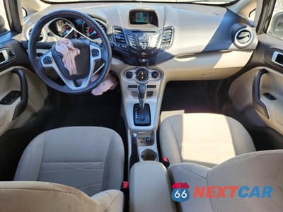 Zdjęcie 8 z 13 samochodu: 2015 FORD FIESTA SE VIN:3FADP4BJ3FM219105 - miniatura