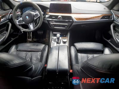 Zdjęcie 8 z 12 samochodu: 2018 BMW 540 XI VIN:WBAJE7C59JWC56884 - miniatura