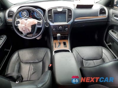 Zdjęcie 8 z 13 samochodu: 2012 CHRYSLER 300C LUXURY VIN:2C3CCAPT9CH253929 - miniatura