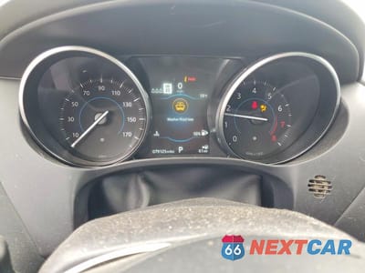 Zdjęcie 9 z 14 samochodu: 2019 JAGUAR F-PACE PREMIUM VIN:SADCJ2FX1KA396869 - miniatura