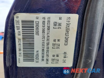 Zdjęcie 12 z 12 samochodu: 2006 CHRYSLER 300C VIN:2C3KA63H06H350697 - miniatura
