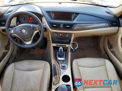 Zdjęcie 8 z 12 samochodu: 2014 BMW X1 XDRIVE28I VIN:WBAVL1C58EVY15077 - miniatura