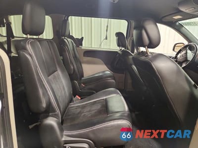 Zdjęcie 11 z 14 samochodu: 2014 DODGE GRAND CARAVAN SXT VIN:2C4RDGCG7ER405492 - miniatura