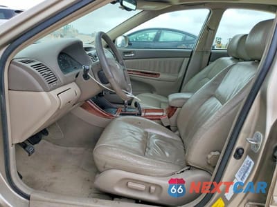 Zdjęcie 7 z 12 samochodu: 2002 TOYOTA CAMRY XLE V6 VIN:4T1BF30K82U531626 - miniatura