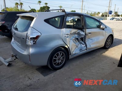 Trzecie zdjęcie samochodu z tyłu: 2014 TOYOTA PRIUS V THREE VIN:JTDZN3EU8EJ009035 - miniatura