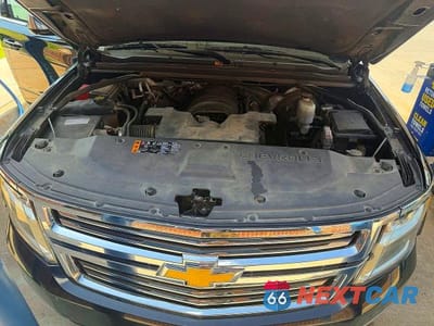 Zdjęcie 7 z 14 samochodu: 2018 CHEVROLET SUBURBAN K1500 PREMIER VIN:1GNSKJKC5JR172013 - miniatura