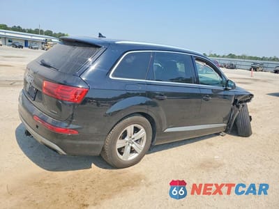 Trzecie zdjęcie samochodu z tyłu: 2018 AUDI Q7 PREMIUM VIN:WA1AHAF78JD007337 - miniatura