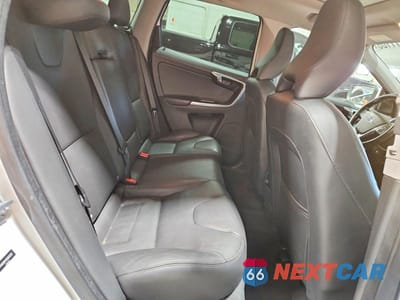 Zdjęcie 11 z 13 samochodu: 2016 VOLVO XC60 T5 PREMIER VIN:YV4612RKXG2803255 - miniatura