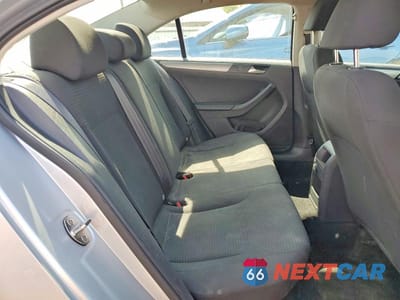 Zdjęcie 10 z 11 samochodu: 2016 VOLKSWAGEN JETTA SE VIN:3VWD67AJ3GM253639 - miniatura