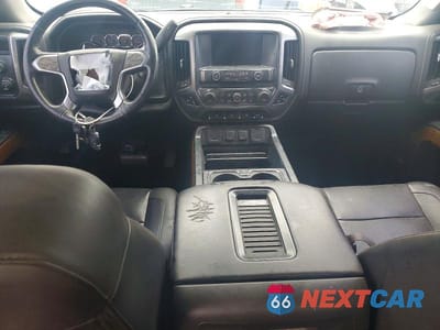 Zdjęcie 8 z 12 samochodu: 2016 CHEVROLET SILVERADO K1500 LTZ VIN:3GCUKSEC9GG249476 - miniatura