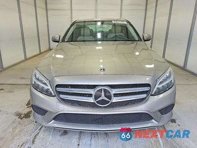 Piąte zdjęcie samochodu w środku: 2019 MERCEDES-BENZ C 300 VIN:55SWF8DB8KU316817 - miniatura