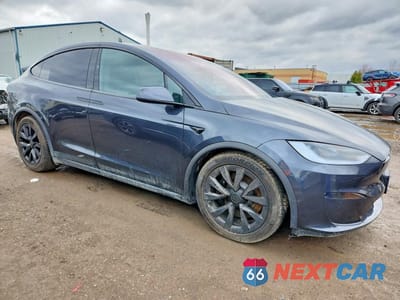Czwarte zdjęcie samochodu z boku: 2024 TESLA MODEL X VIN:7SAXCDE50RF447821 - miniatura
