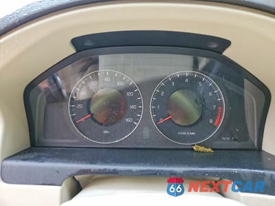 Zdjęcie 9 z 12 samochodu: 2008 VOLVO V70 3.2 VIN:YV1BW982781043770 - miniatura
