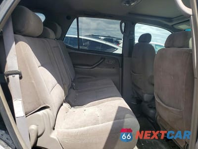 Zdjęcie 10 z 12 samochodu: 2004 TOYOTA SEQUOIA SR5 VIN:5TDBT44A84S233427 - miniatura