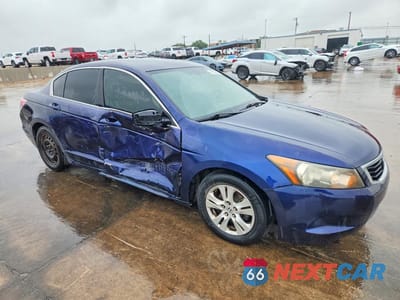 Czwarte zdjęcie samochodu z boku: 2008 HONDA ACCORD LXP VIN:JHMCP26438C044002 - miniatura