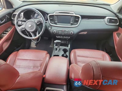 Zdjęcie 8 z 13 samochodu: 2018 KIA SORENTO SX V6 VIN:5XYPKDA51JG367186 - miniatura