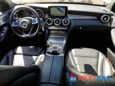 Zdjęcie 8 z 13 samochodu: 2015 MERCEDES-BENZ C 300 4MATIC VIN:55SWF4KB9FU074671 - miniatura
