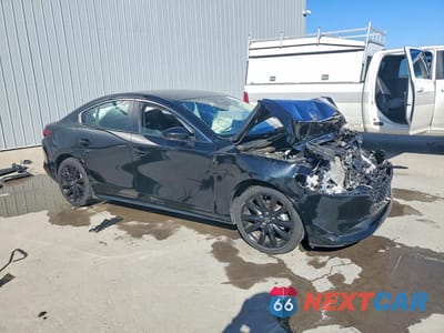 Czwarte zdjęcie samochodu z boku: 2024 MAZDA 3 SELECT SPORT VIN:3MZBPABM4RM428252 - miniatura