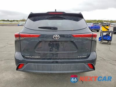 Zdjęcie 6 z 13 samochodu: 2021 TOYOTA HIGHLANDER XLE VIN:5TDGZRBH8MS143535 - miniatura