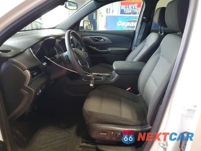 Zdjęcie 7 z 13 samochodu: 2023 CHEVROLET TRAVERSE LT VIN:1GNERGKW9PJ126844 - miniatura