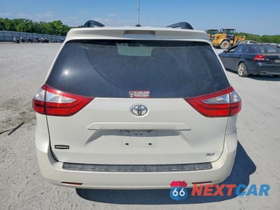Zdjęcie 6 z 13 samochodu: 2016 TOYOTA SIENNA XLE 8-PASSENGER VIN:5TDYK3DC7GS722785 - miniatura