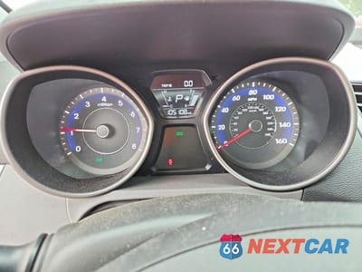 Zdjęcie 9 z 12 samochodu: 2014 HYUNDAI ELANTRA SE VIN:5NPDH4AE6EH483841 - miniatura