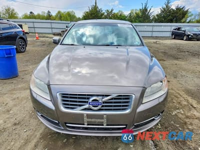 Piąte zdjęcie samochodu w środku: 2011 VOLVO S80 3.2 VIN:YV1940AS7B1140372 - miniatura