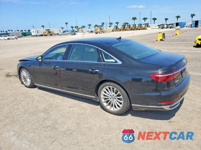 Drugie zdjęcie samochodu z przodu: 2019 AUDI A8 L VIN:WAU8DAF85KN017664 - miniatura