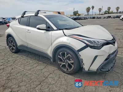 Czwarte zdjęcie samochodu z boku: 2020 TOYOTA C-HR XLE VIN:JTNKHMBX2L1068071 - miniatura
