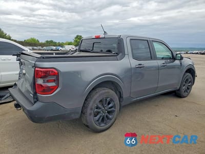 Trzecie zdjęcie samochodu z tyłu: 2024 FORD MAVERICK LARIAT VIN:3FTTW8S95RRB02820 - miniatura