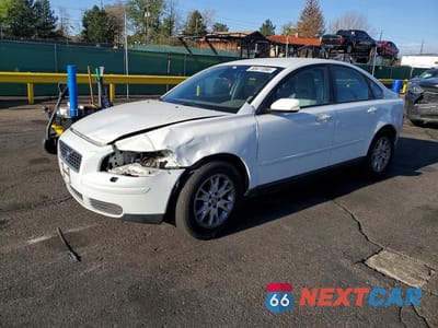 2005 VOLVO S40 2.4I YV1MS382552049610 - główne zdjęcie licytacji z USA - miniatura