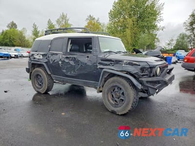 Czwarte zdjęcie samochodu z boku: 2007 TOYOTA FJ CRUISER BASE VIN:JTEBU11F570011636 - miniatura