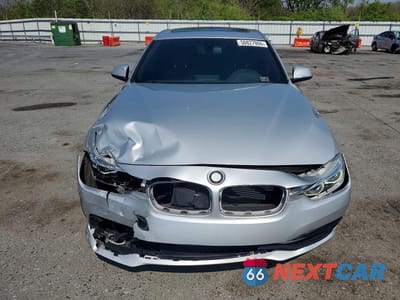 Piąte zdjęcie samochodu w środku: 2017 BMW 330E VIN:WBA8E1C50HK480166 - miniatura