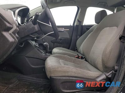 Zdjęcie 7 z 12 samochodu: 2018 CHEVROLET SONIC LS VIN:1G1JB5SH6J4115624 - miniatura