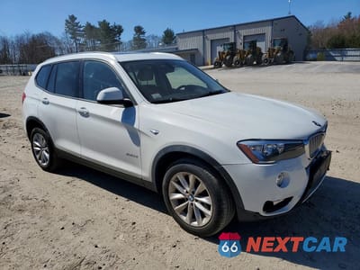 Czwarte zdjęcie samochodu z boku: 2017 BMW X3 XDRIVE28I VIN:5UXWX9C30H0W76765 - miniatura