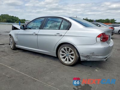 Drugie zdjęcie samochodu z przodu: 2010 BMW 328 I VIN:WBAPH7C59AA175752 - miniatura