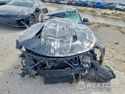 Piąte zdjęcie samochodu w środku: 2017 CHEVROLET CAMARO SS VIN:1G1FH1R70H0215682 - miniatura
