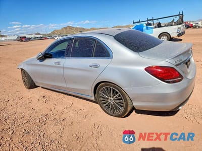 Drugie zdjęcie samochodu z przodu: 2020 MERCEDES-BENZ C 300 VIN:55SWF8DB8LU333103 - miniatura