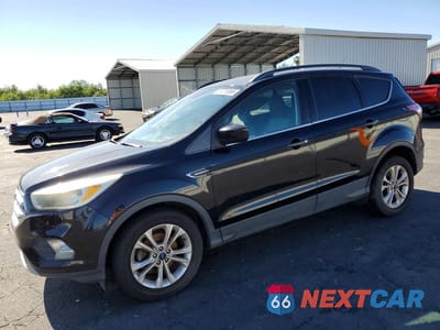 2018 FORD ESCAPE SE 1FMCU0GDXJUA11779 - główne zdjęcie licytacji z USA - miniatura
