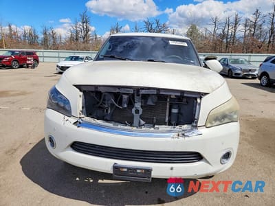 Piąte zdjęcie samochodu w środku: 2011 INFINITI QX56 VIN:JN8AZ2NC6B9302890 - miniatura